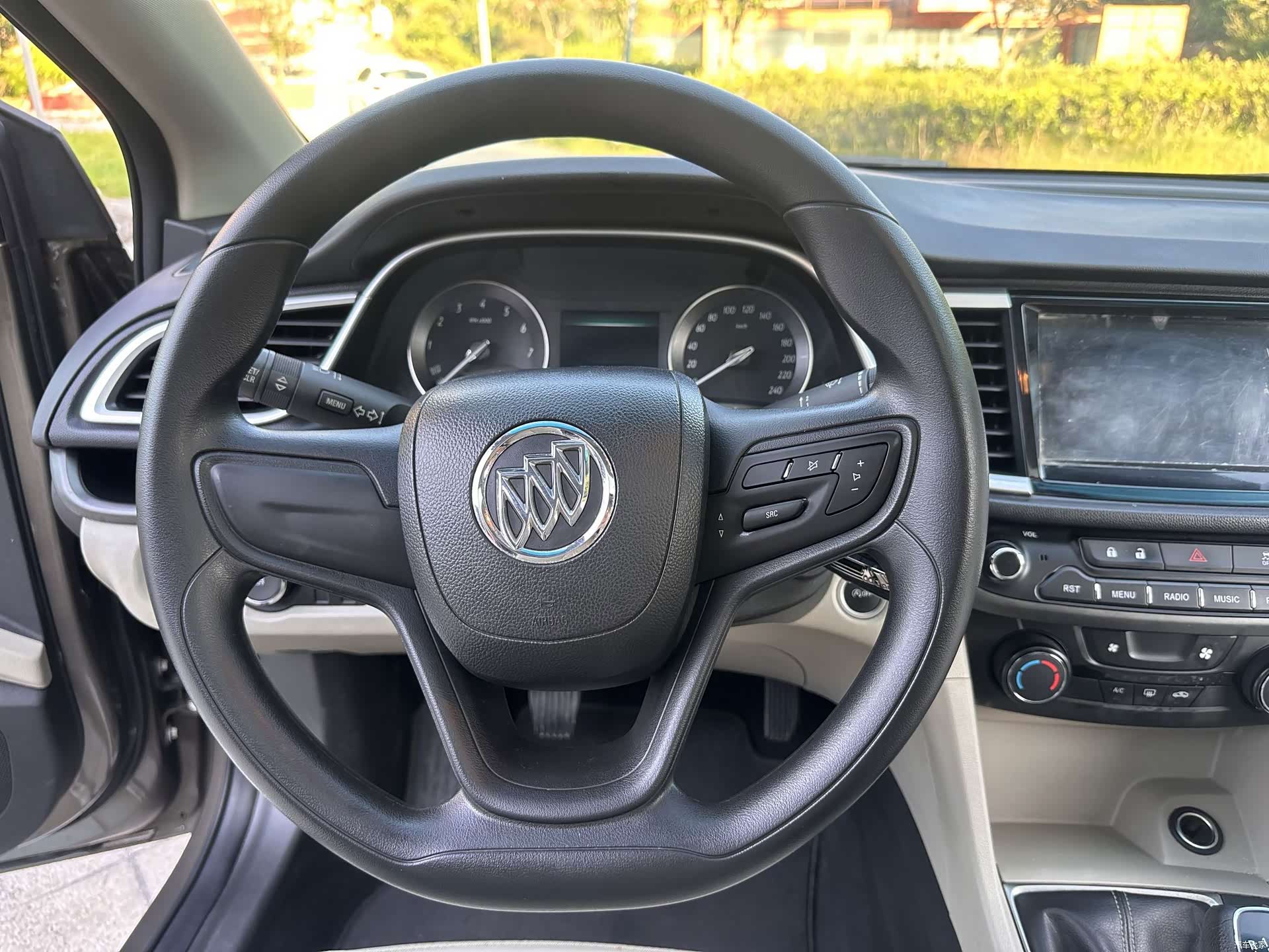 Buick 15N, 2017 15