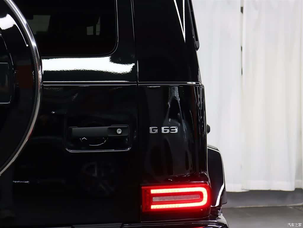 Mercedes-Benz G-Class, 2023 29