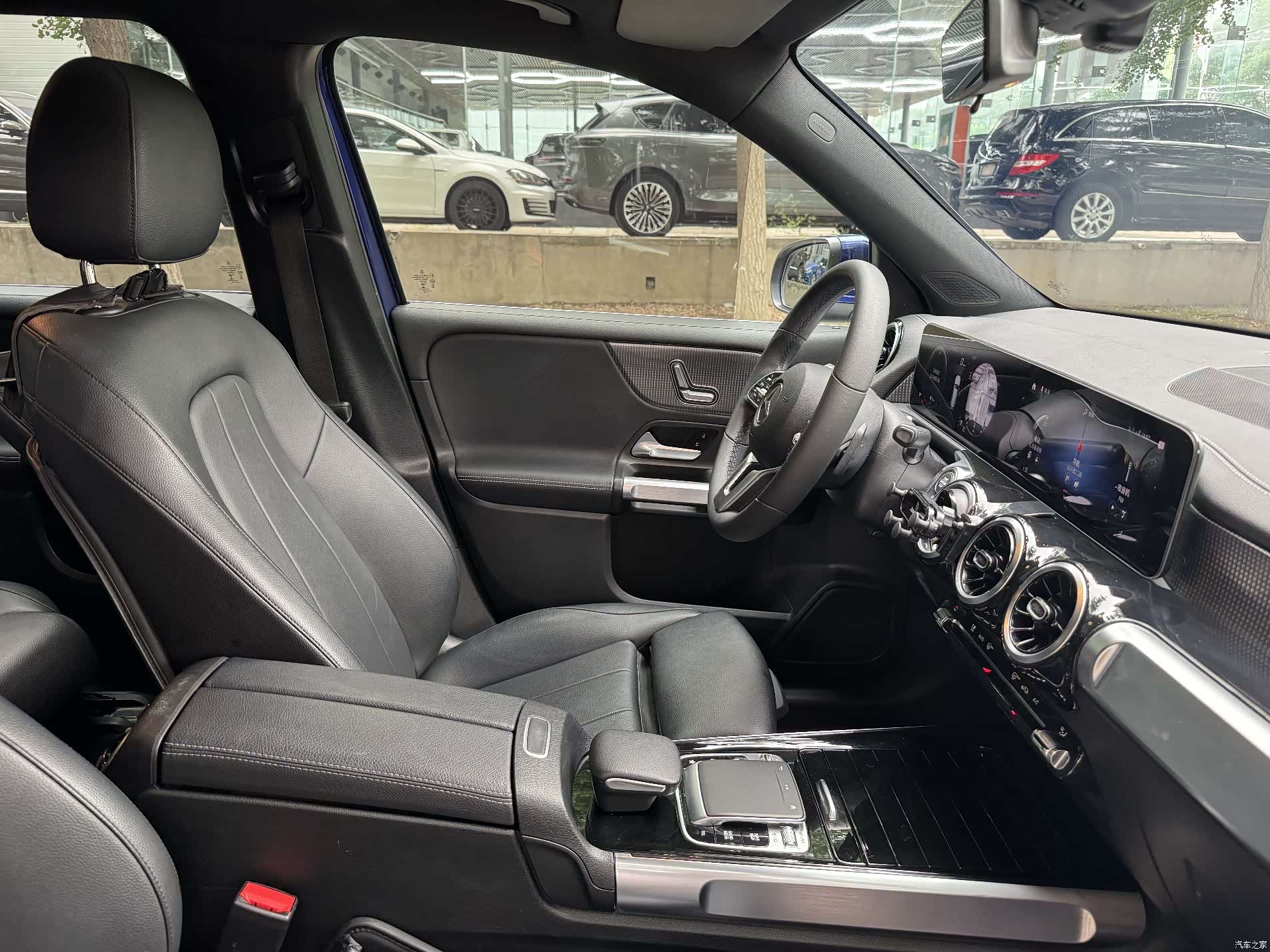 Mercedes-Benz GLB, 2021 7