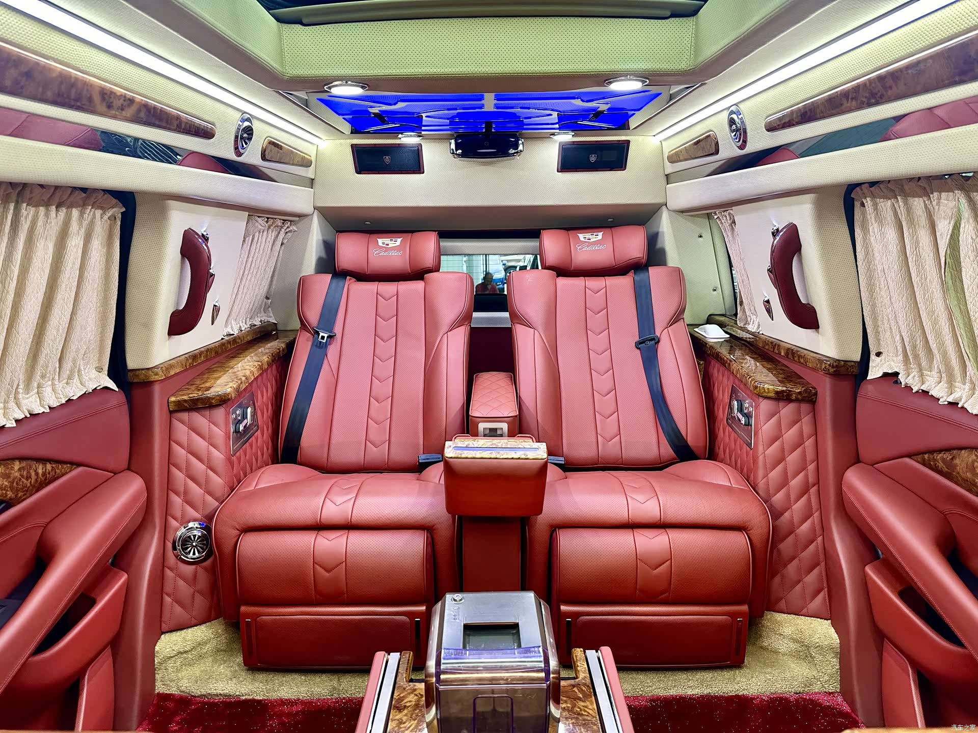Cadillac Escalade, 2017 11