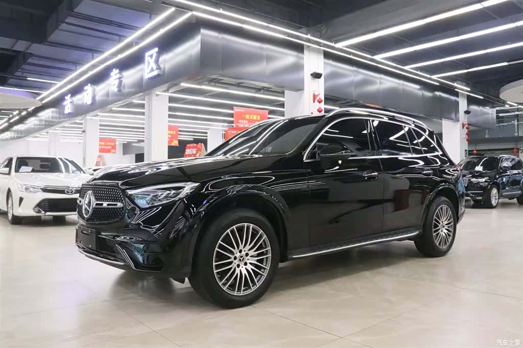 Mercedes-Benz GLC, 2023 1