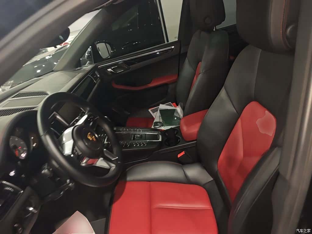 Porsche Macan, 2015 11