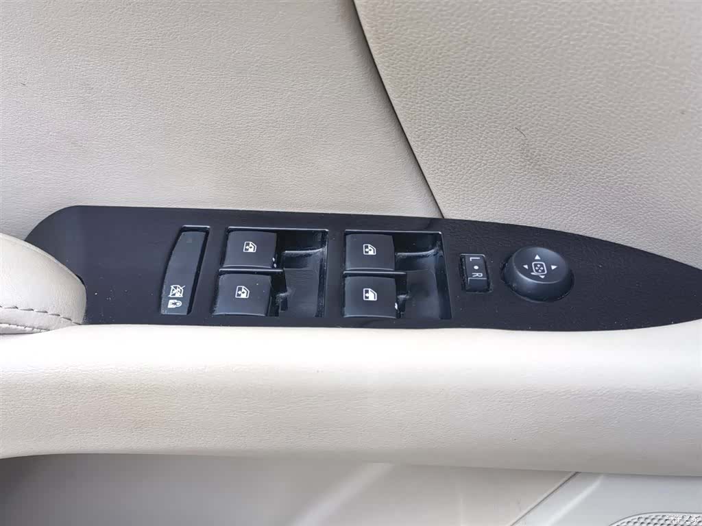 Cadillac XTS, 2014 21