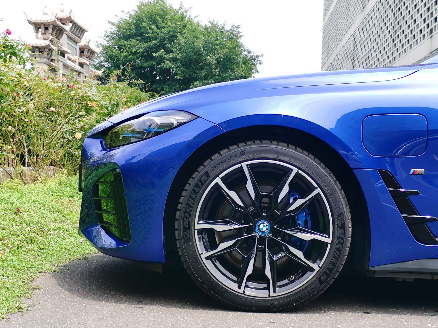 BMW i4, 2024 8