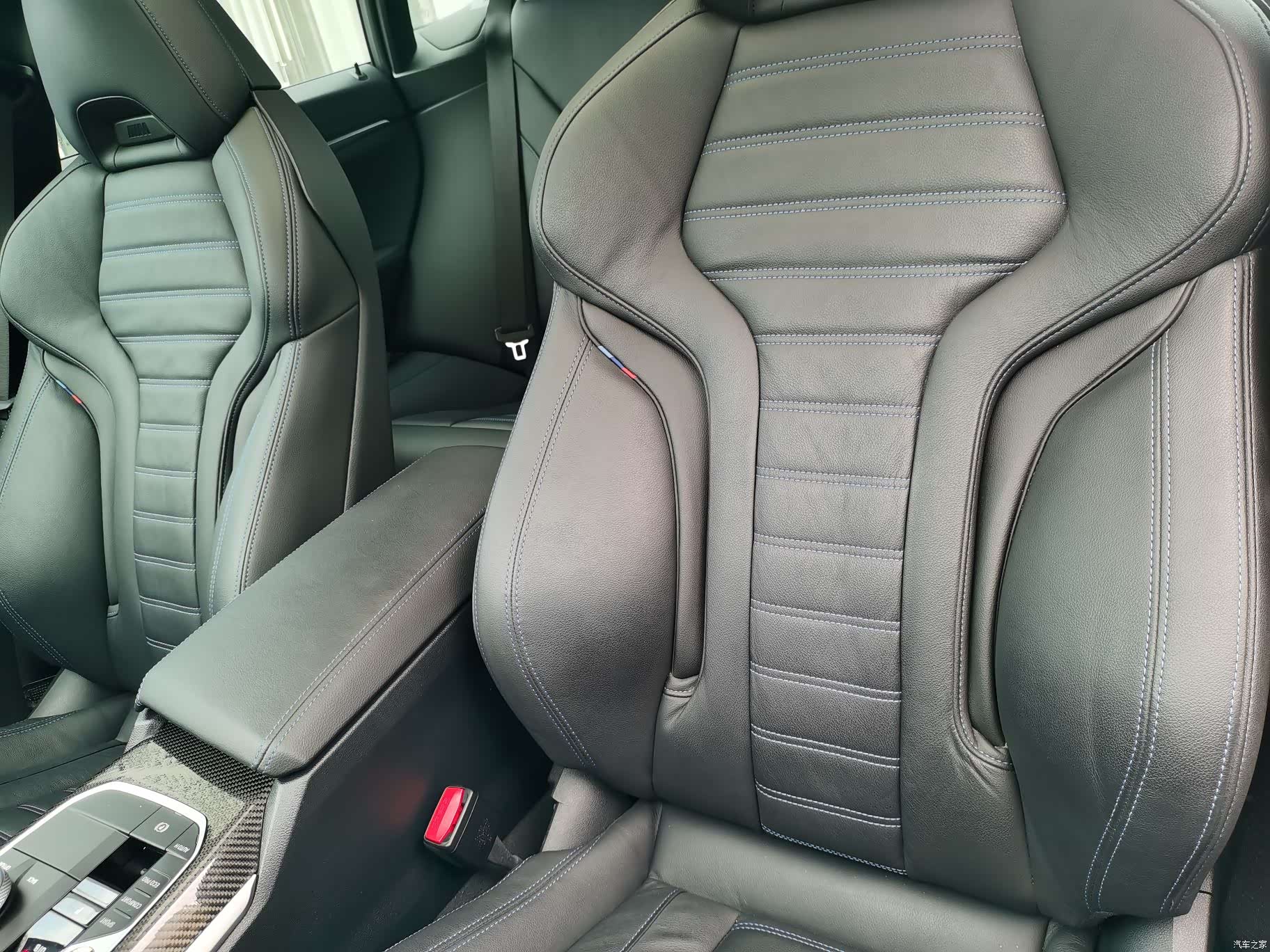 BMW i4, 2024 21