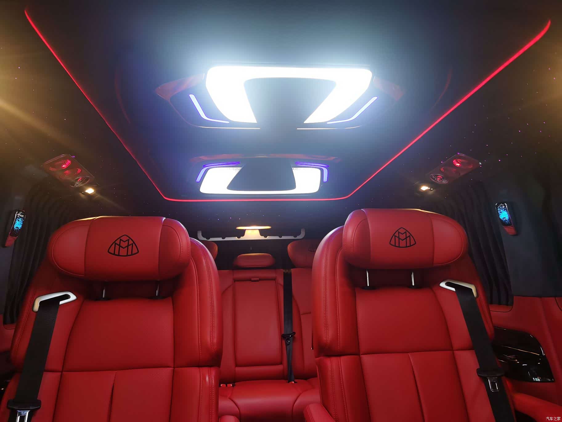 Mercedes-Benz 7, 2024 7