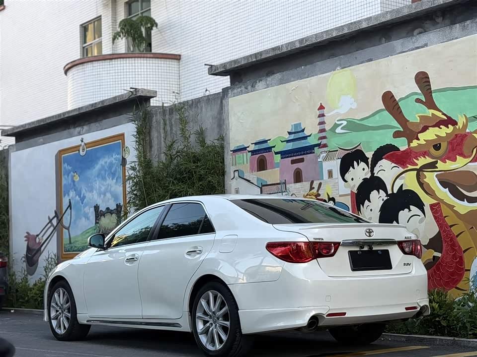 Toyota Reiz Toyota Reiz