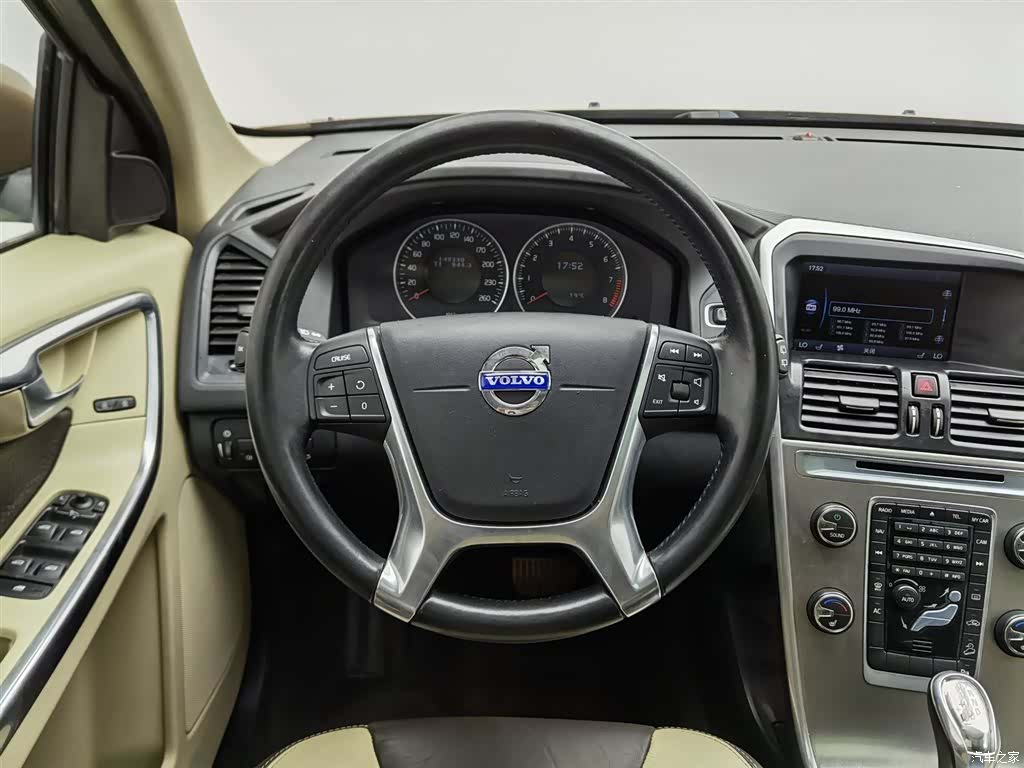 Volvo XC60, 2013 11