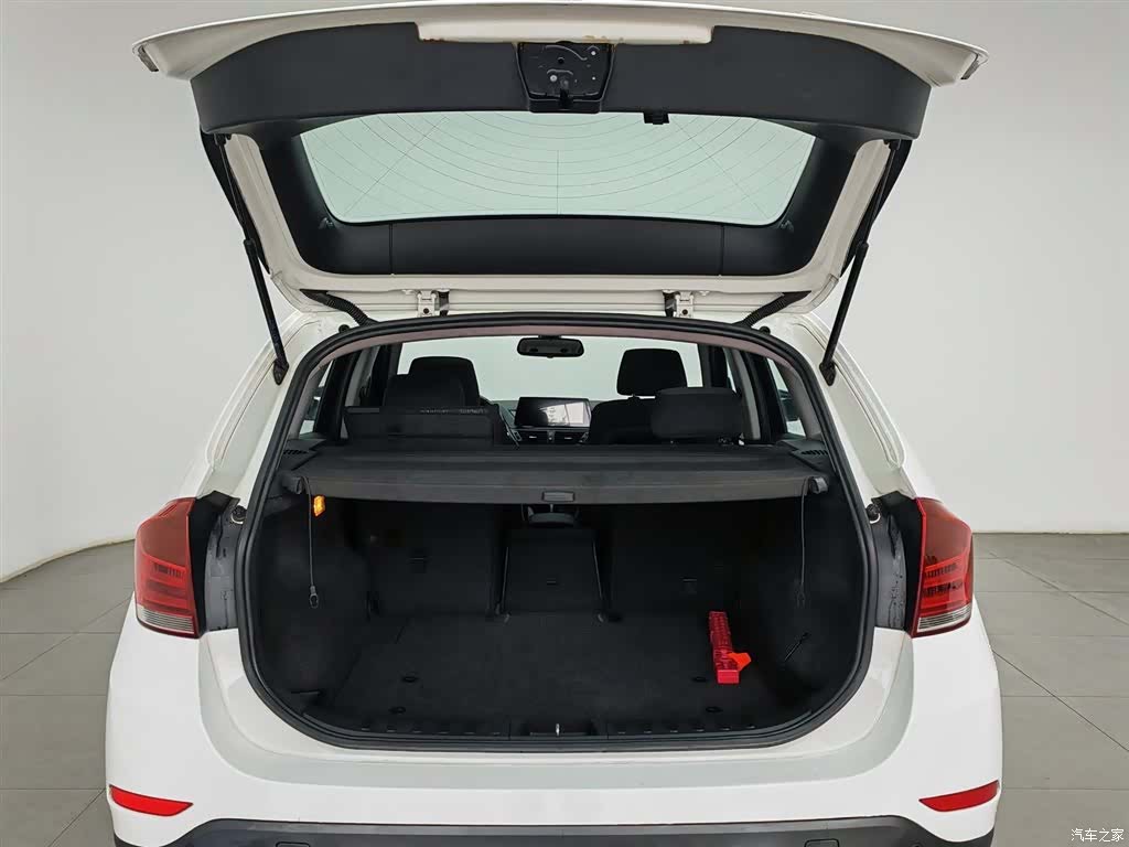 BMW X1, 2013 16
