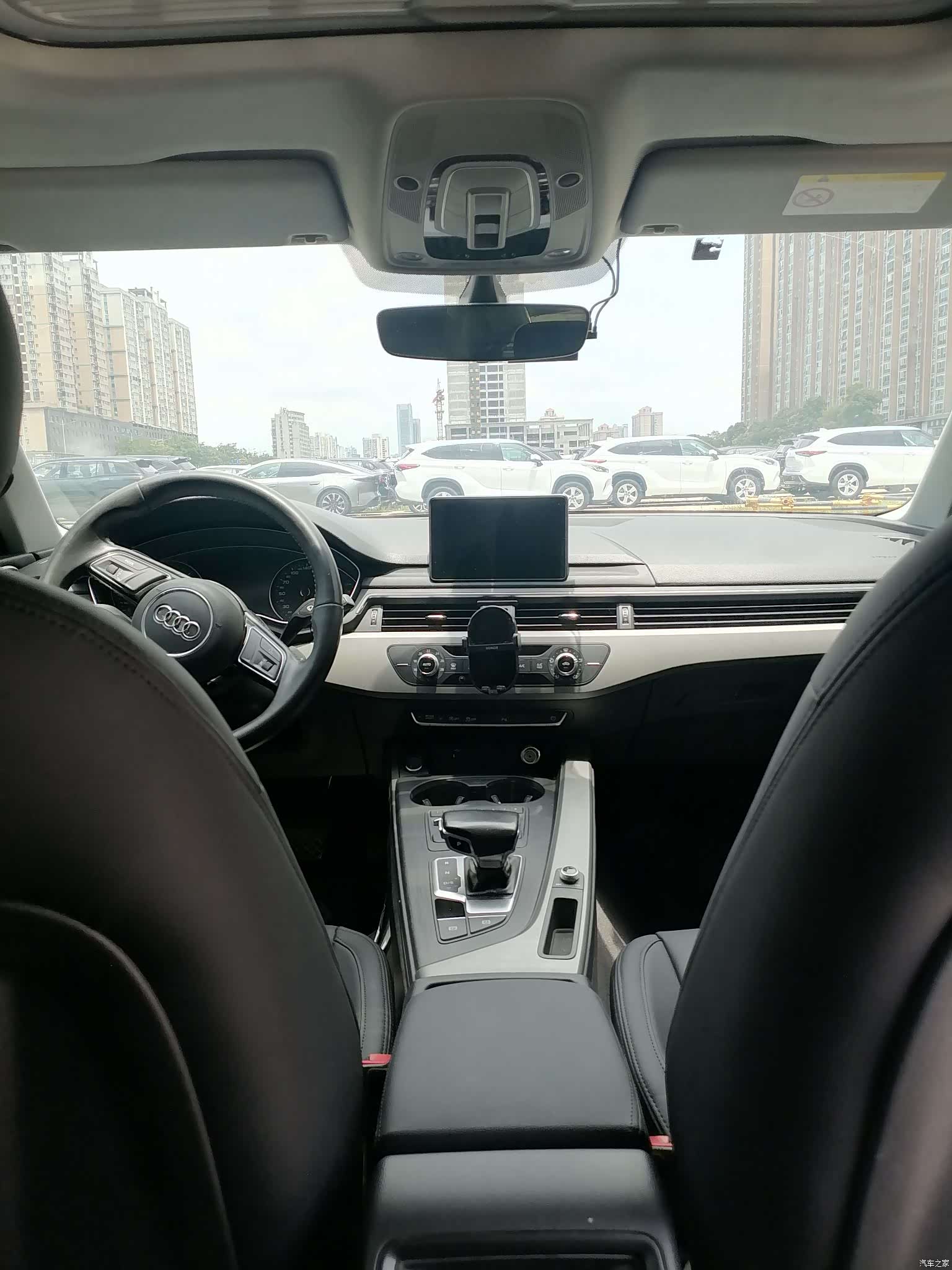 Audi A4L, 2017 7