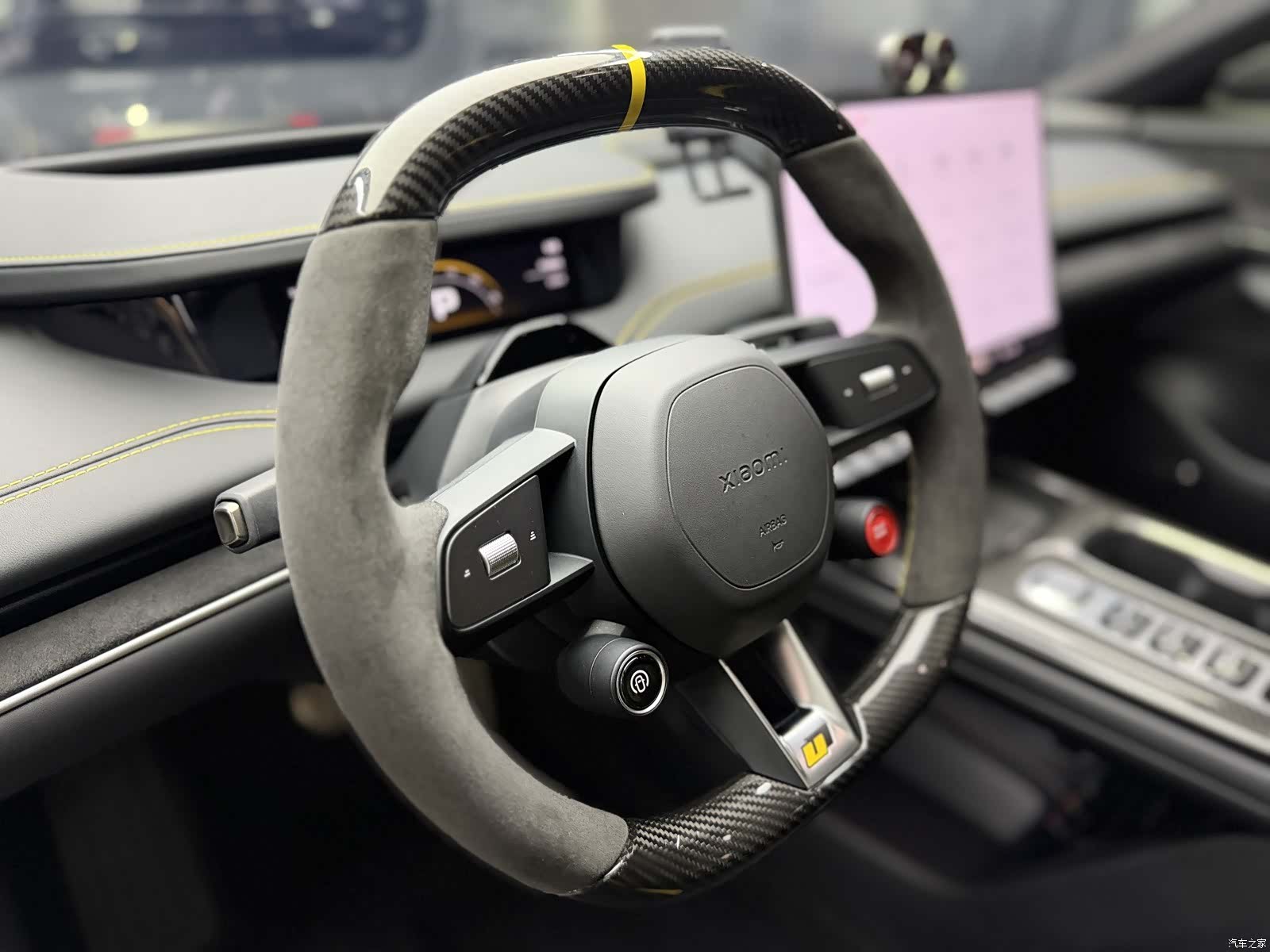 Xiaomi SU7, 2025 4