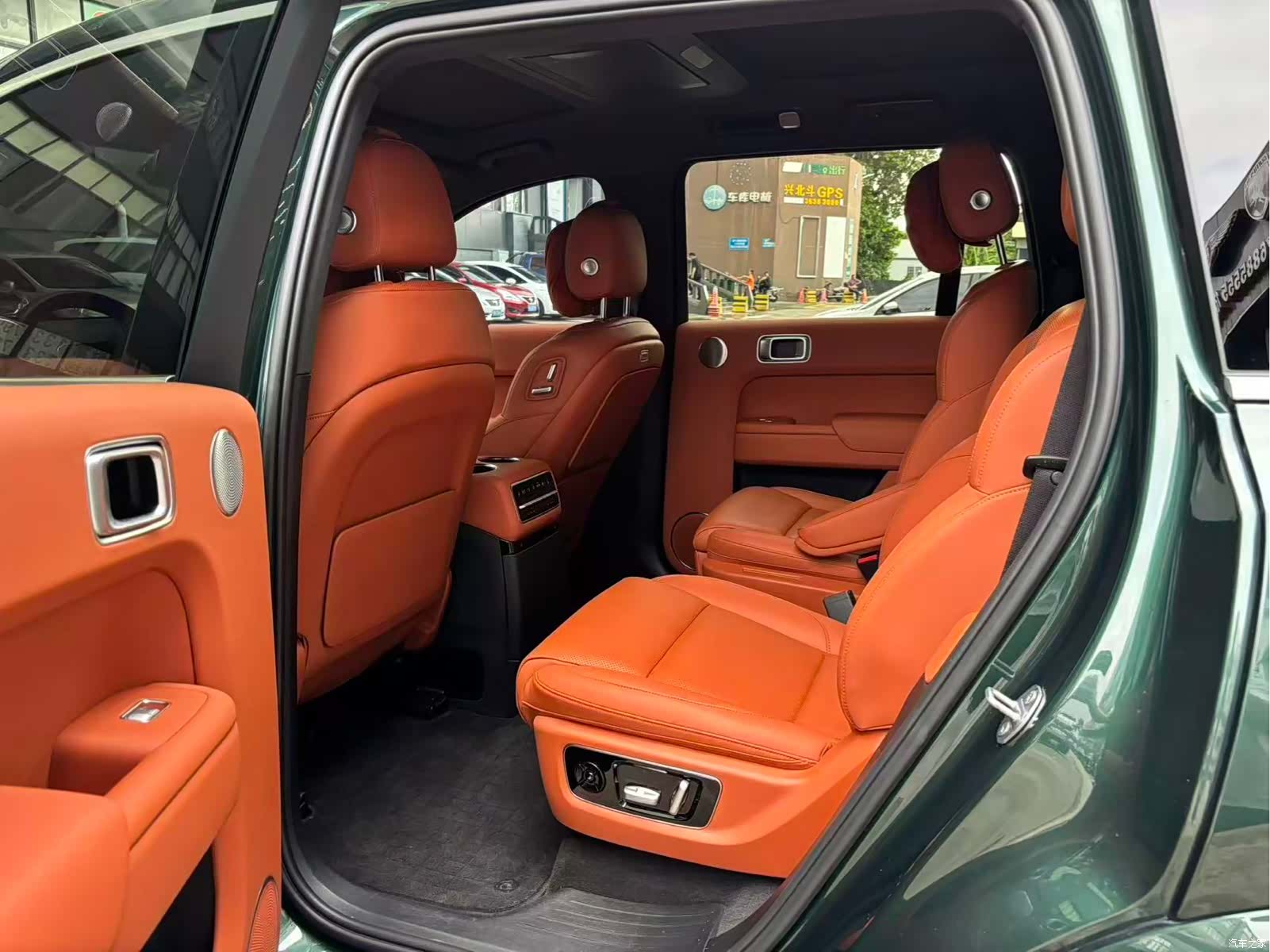 Li Auto L9, 2023 все фото