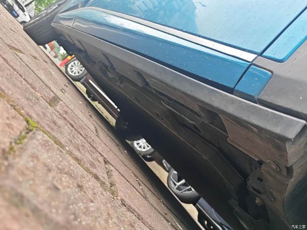 BYD Dolphin, 2022 21
