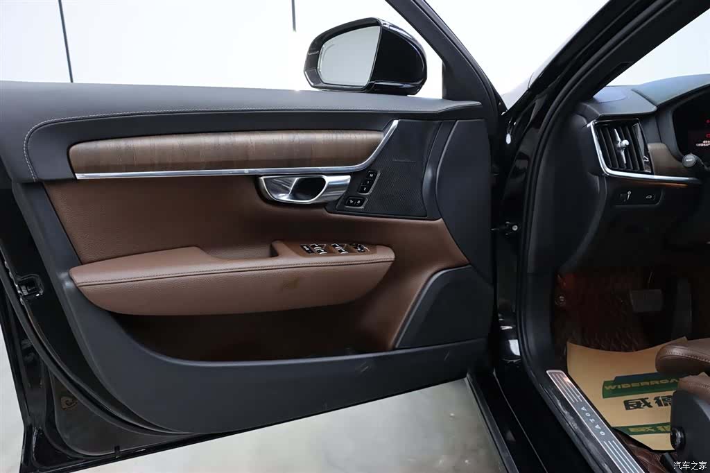 Volvo S90, 2022 11