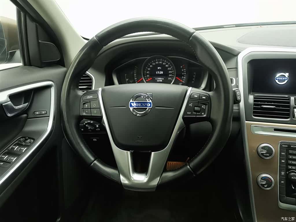 Volvo XC60, 2016 11