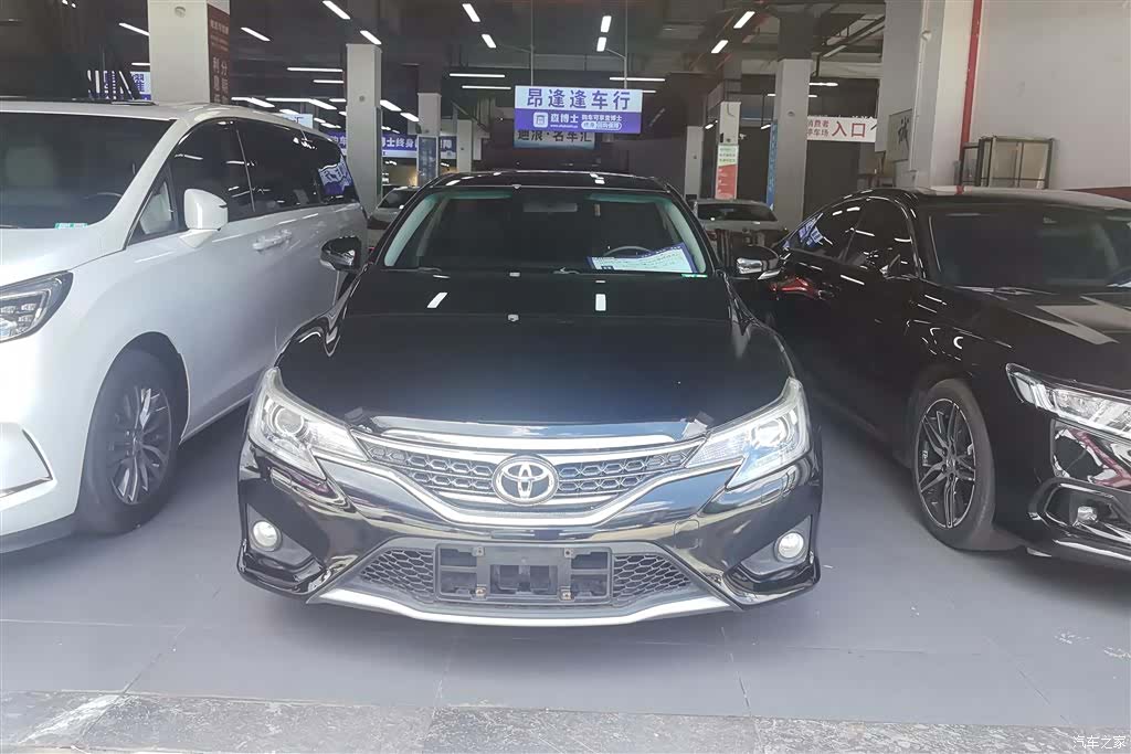 Toyota 2.5V, 2016 2