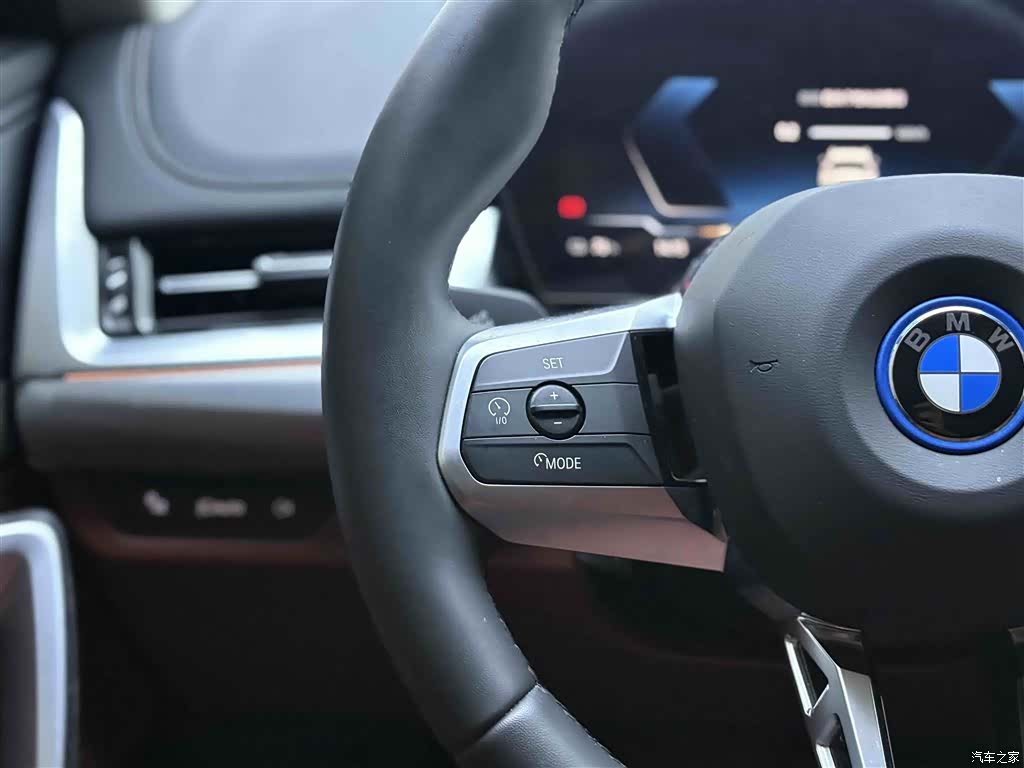 BMW iX1, 2026 26