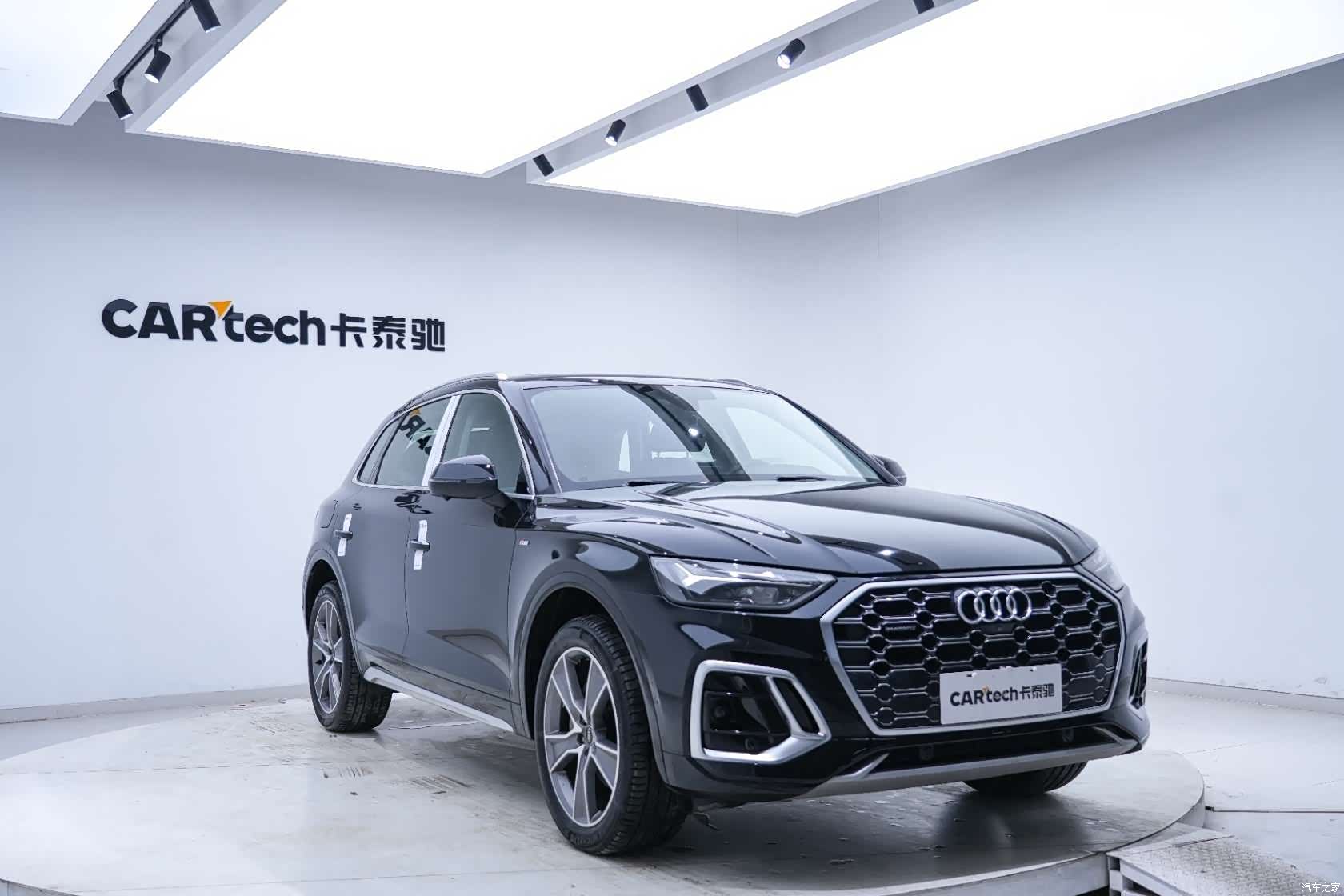 Audi Q5L, 2021 все фото