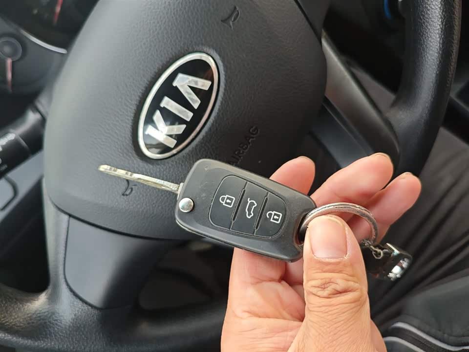 Kia K2