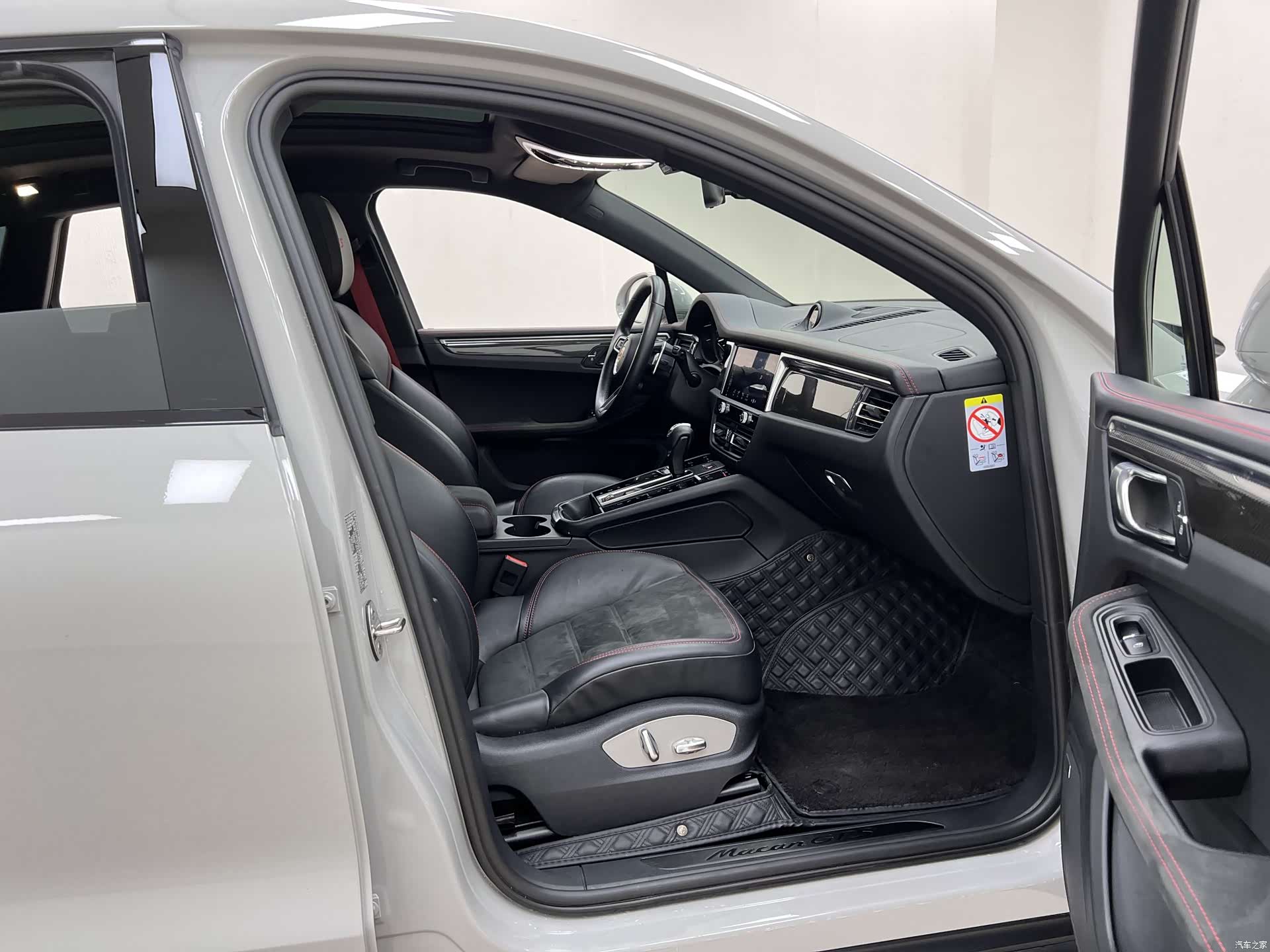Porsche Macan, 2024 34
