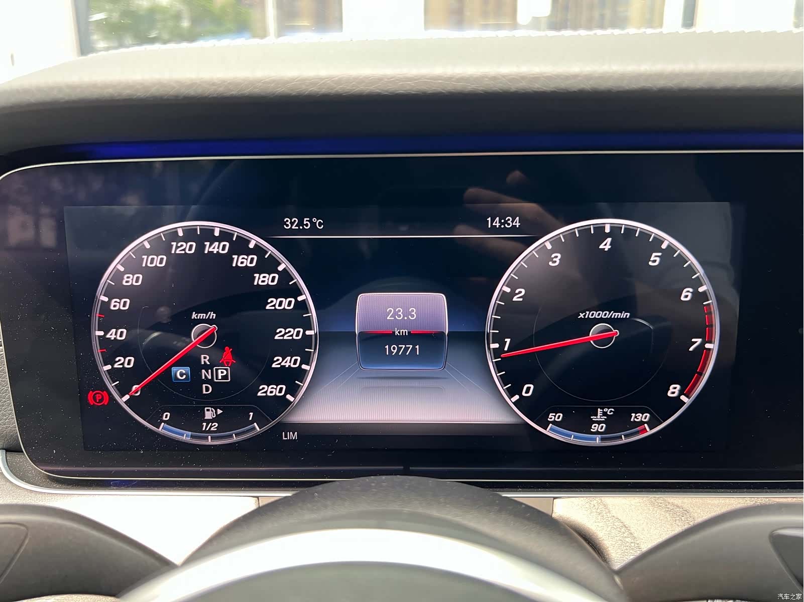 Mercedes-Benz CLS, 2019 27