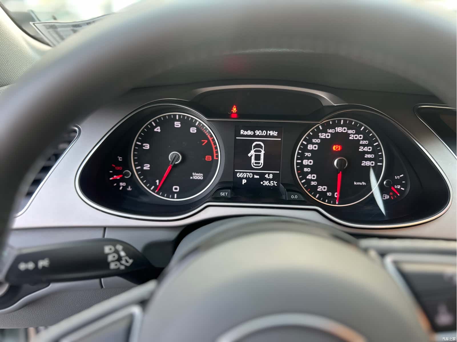Audi A4L, 2013 11
