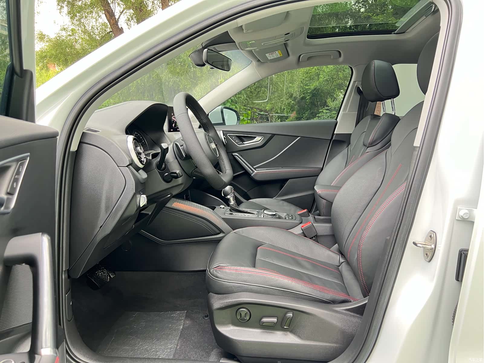 Audi Q2L, 2022 12