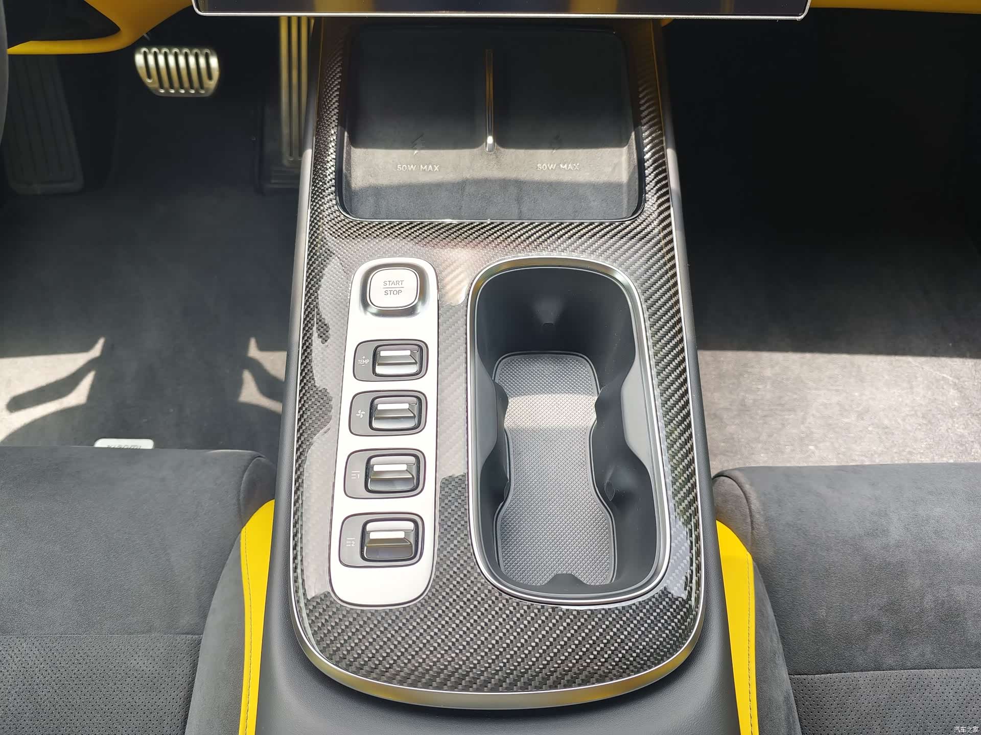 Xiaomi SU7, 2025 20
