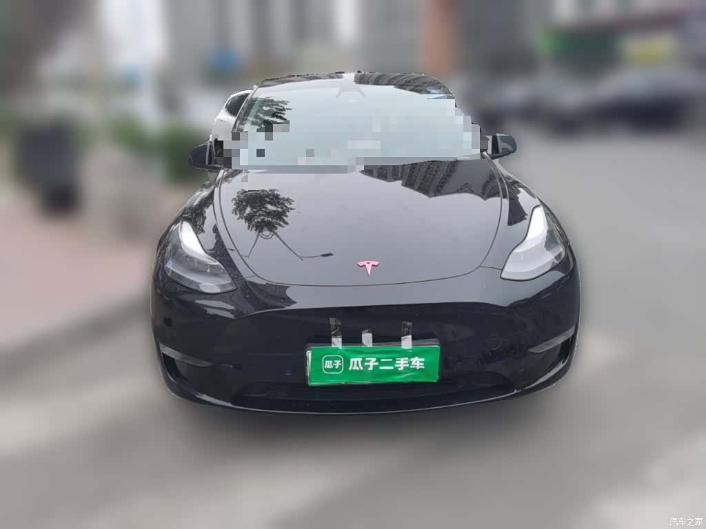 Tesla Model Y, 2023 24