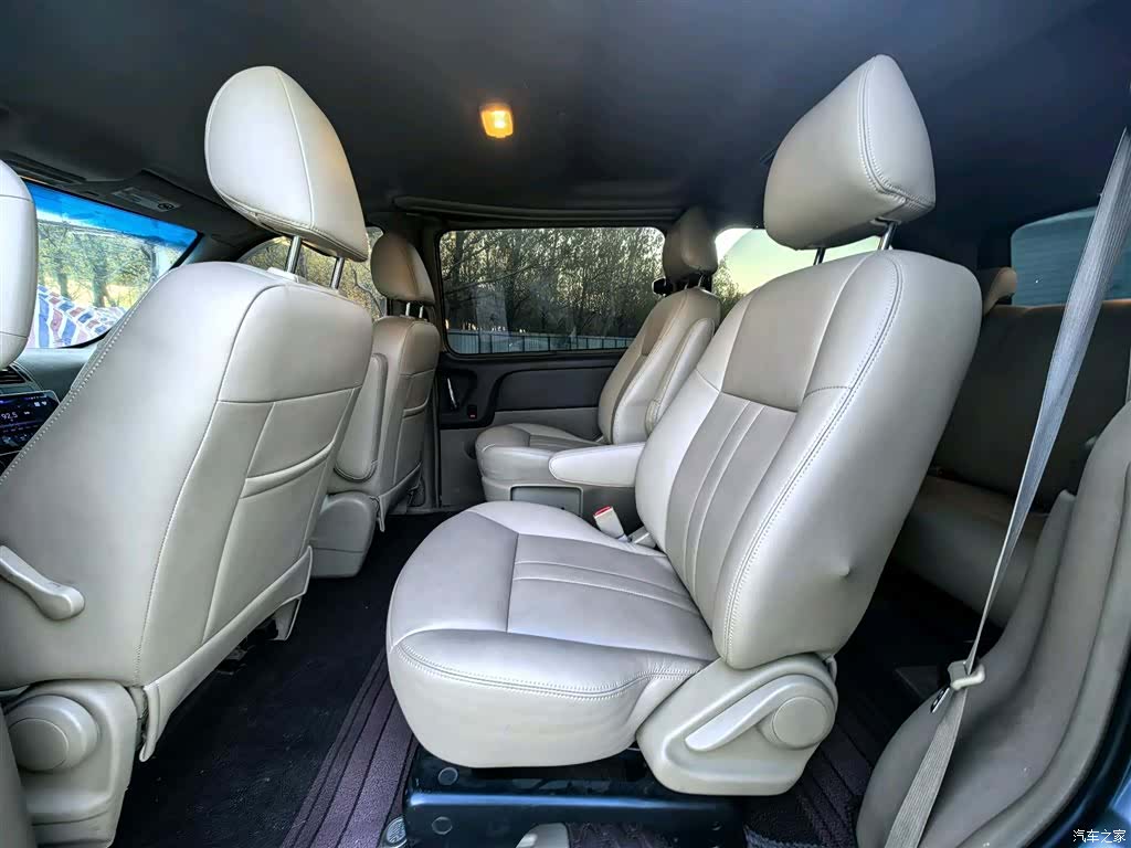 Buick GL8, 2013 11