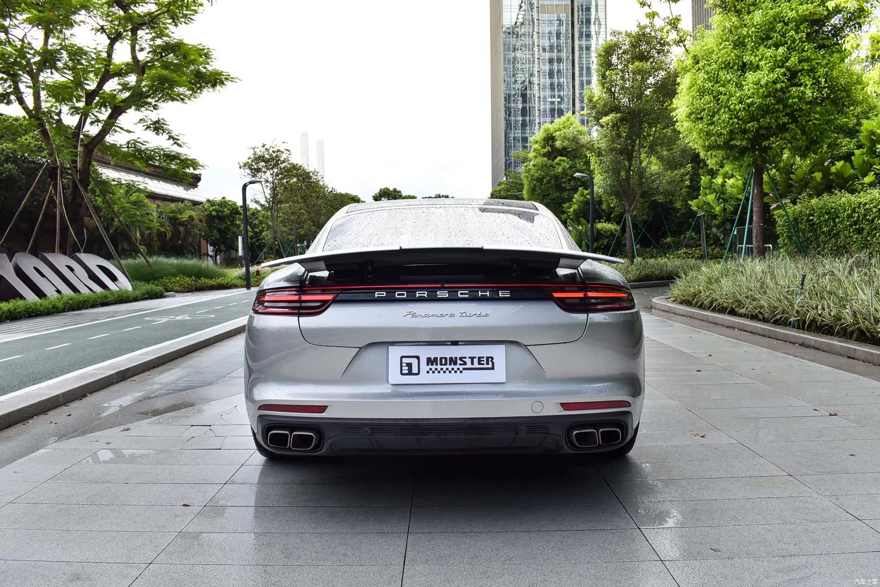 Porsche Panamera, 2017 все фото