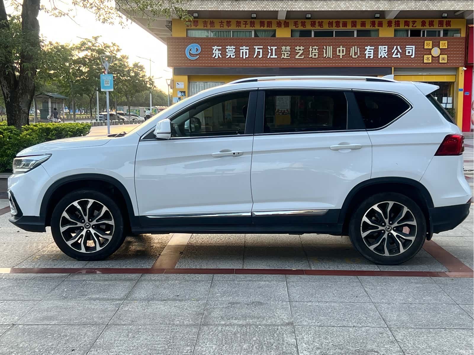 DongFeng X5, 2018 8