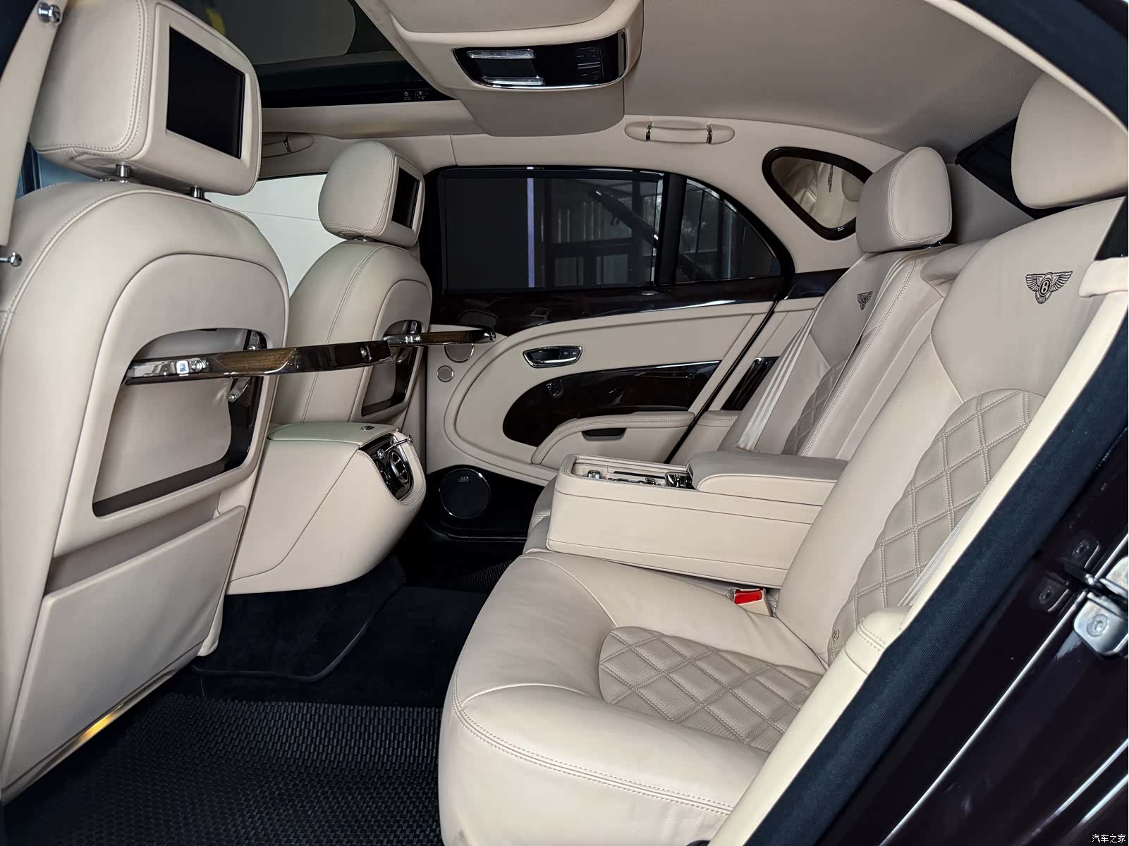 Bentley Mulsanne, 2014 24