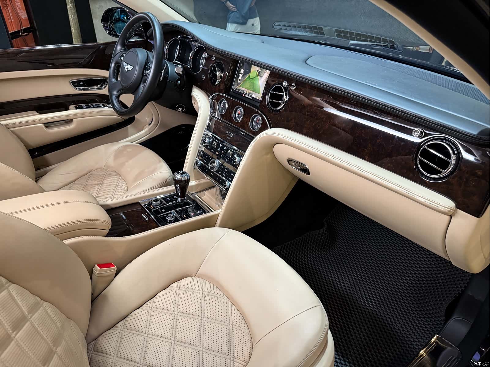 Bentley Mulsanne, 2014 28