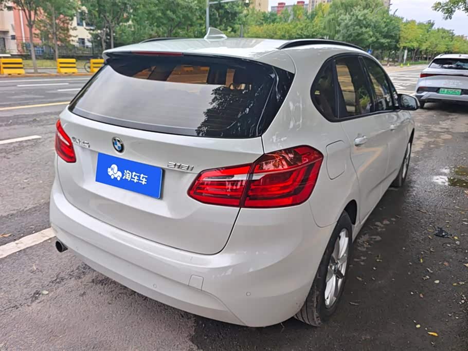 BMW 2 series station wagon