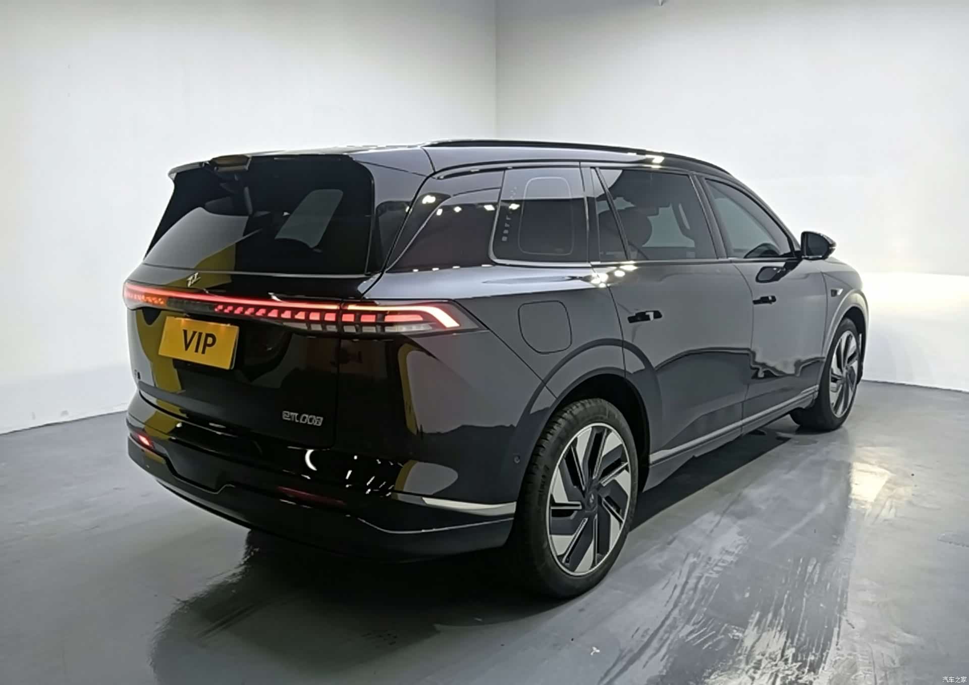 DongFeng eπ008, 2025 6