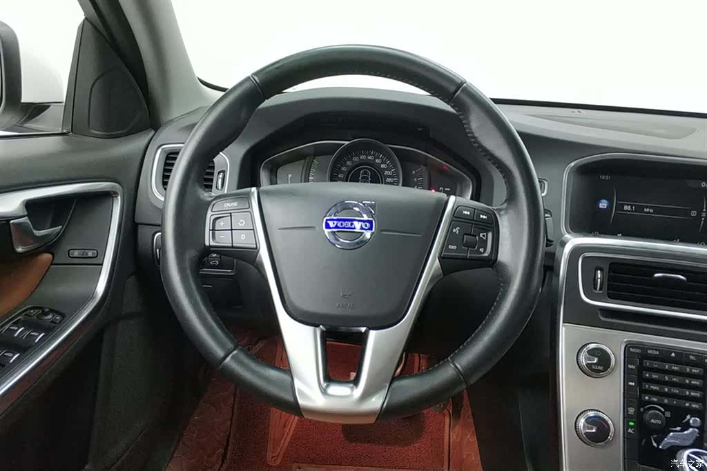Volvo S60, 2017 15