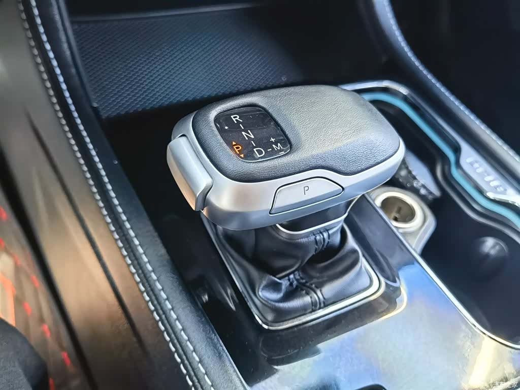 BAIC BJ40, 2023 13