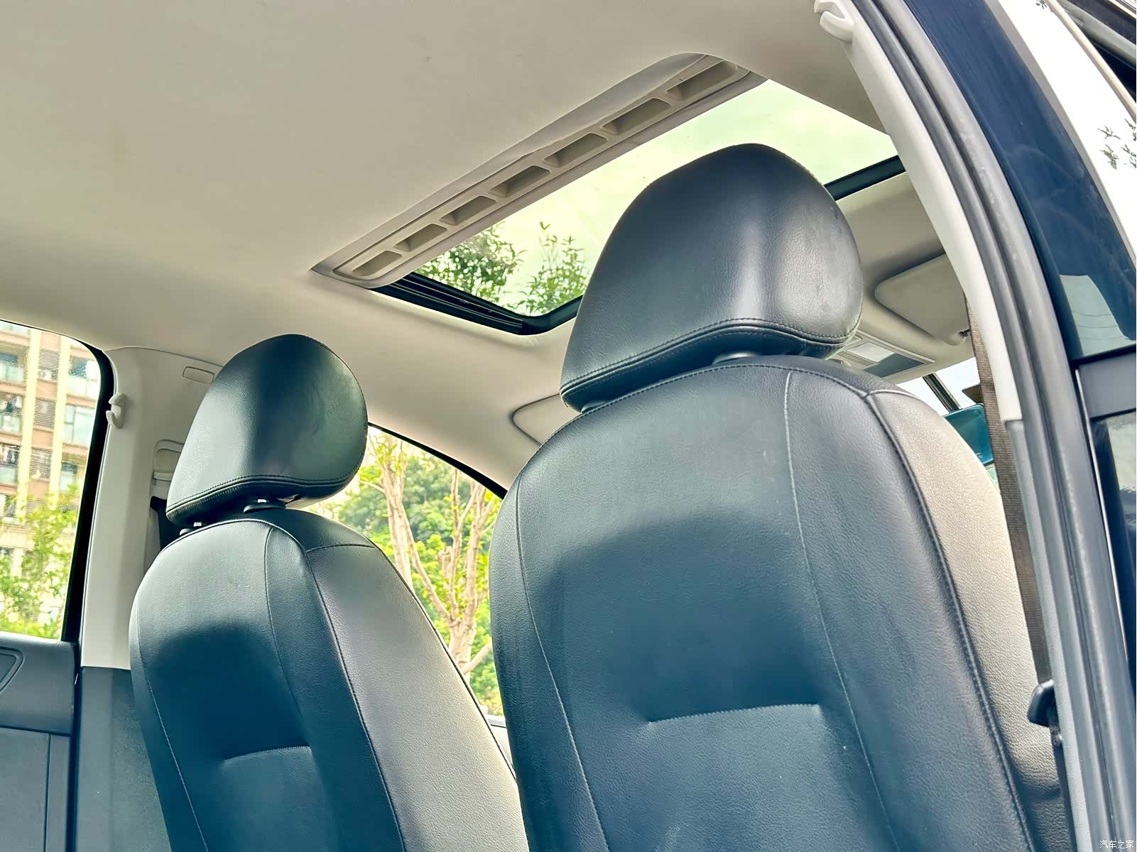 Volkswagen Santana, 2015 26