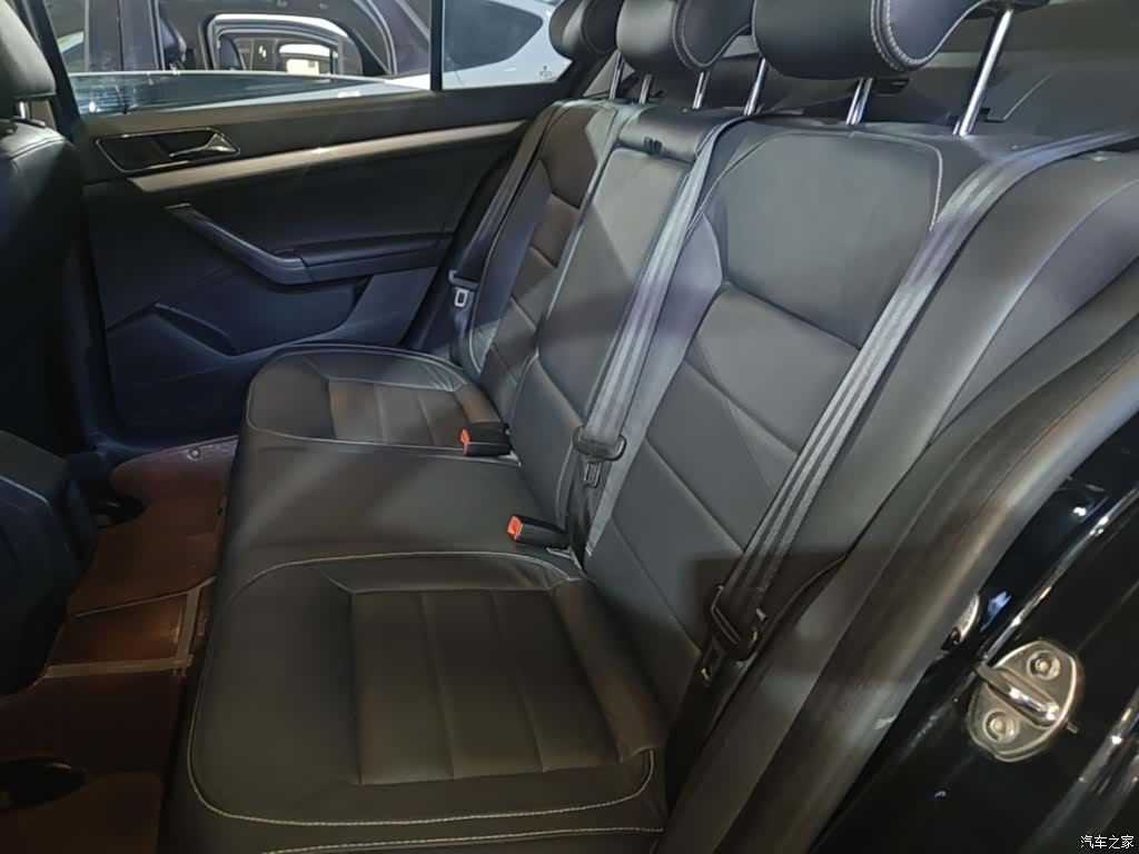 Volkswagen Lavida, 2016 17