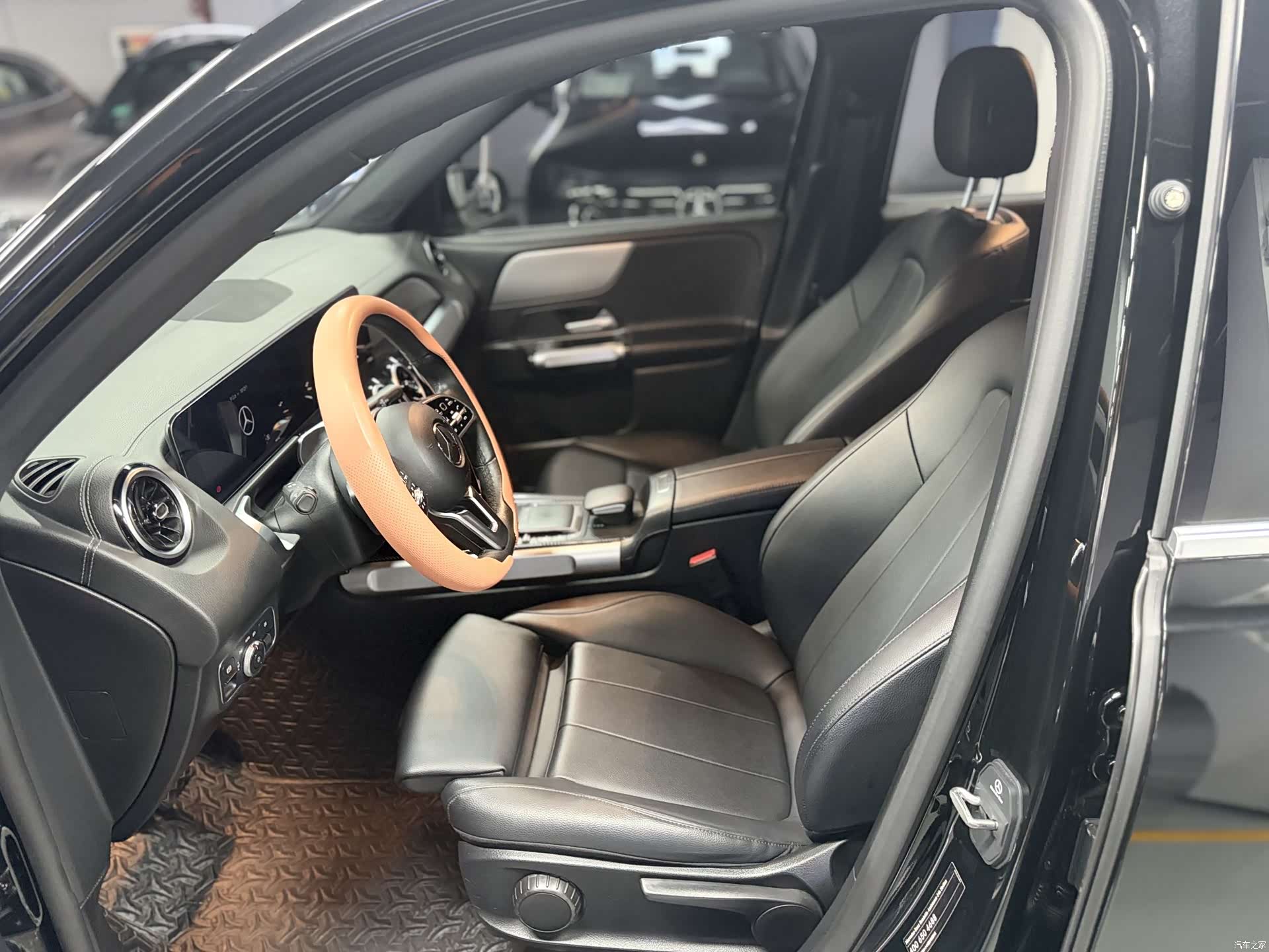 Mercedes-Benz GLB, 2022 11