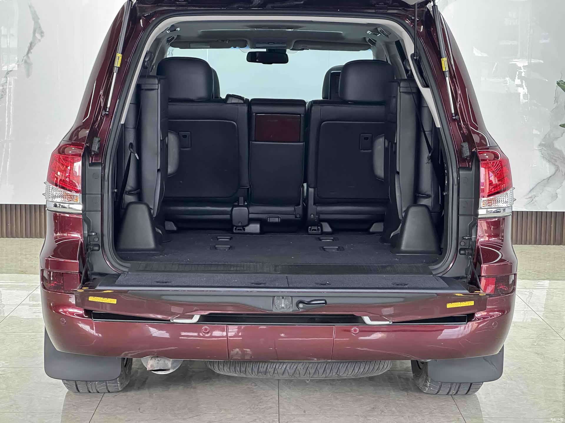 Lexus LX, 2014 7
