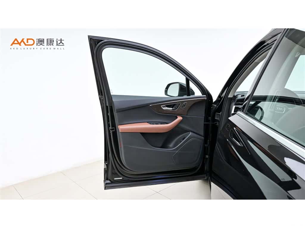 Audi Q7, 2024 11