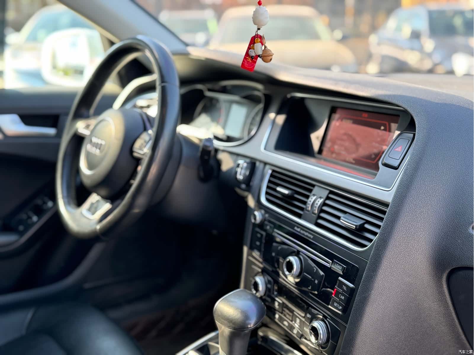Audi A4L, 2014 6