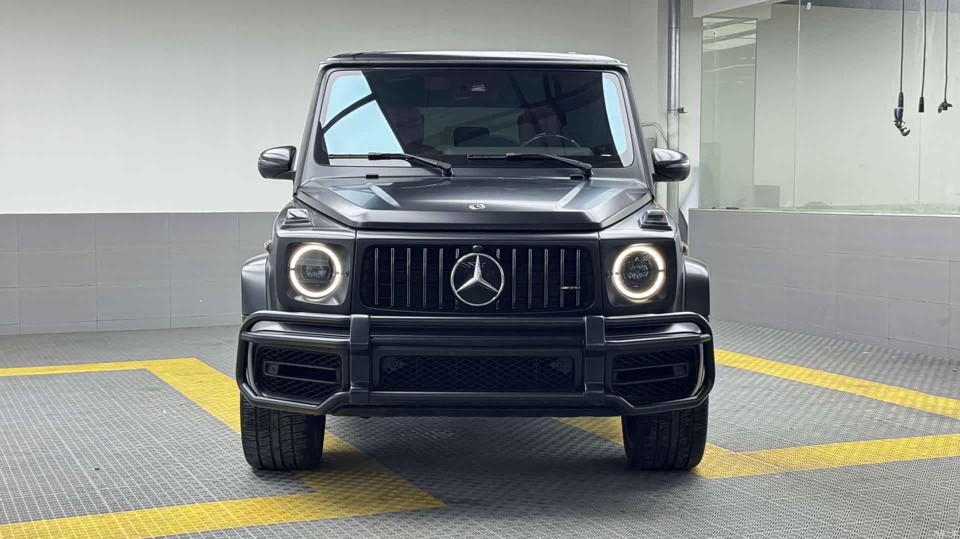 Mercedes-Benz G-Class, 2022 3