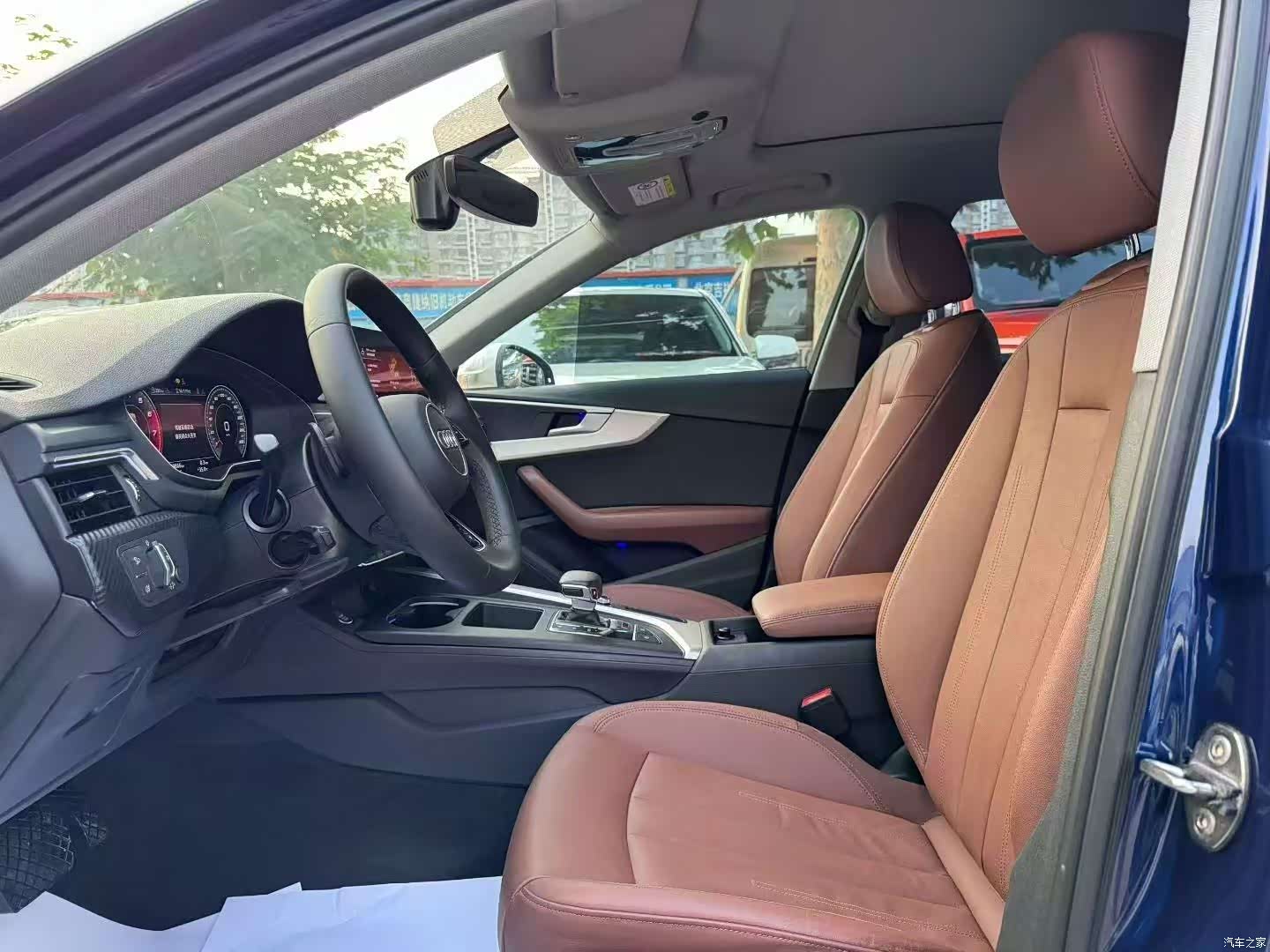 Audi A4, 2021 все фото