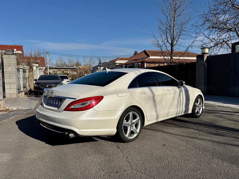 Mercedes-Benz CLS