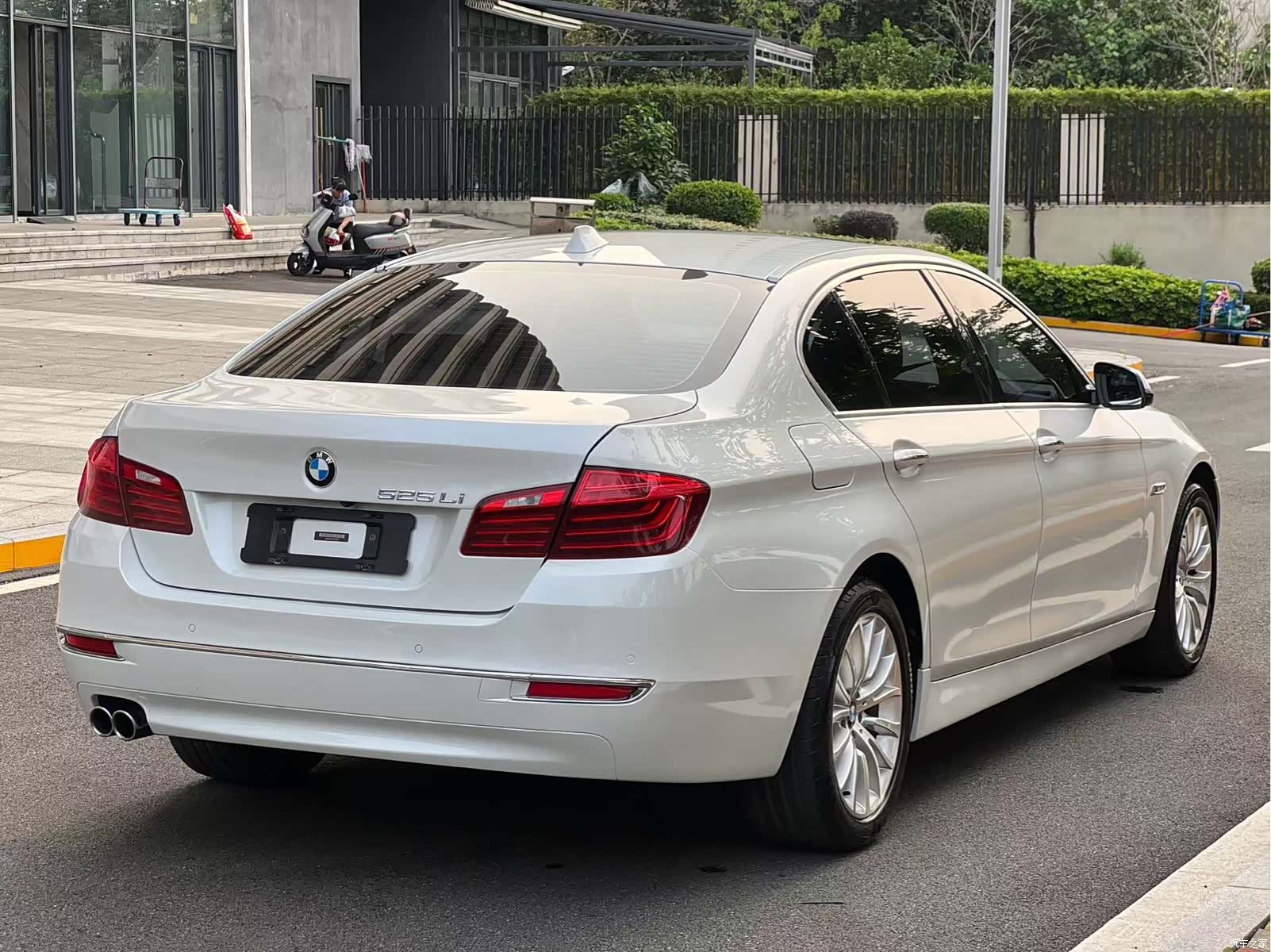 BMW 5 Series, 2014 9