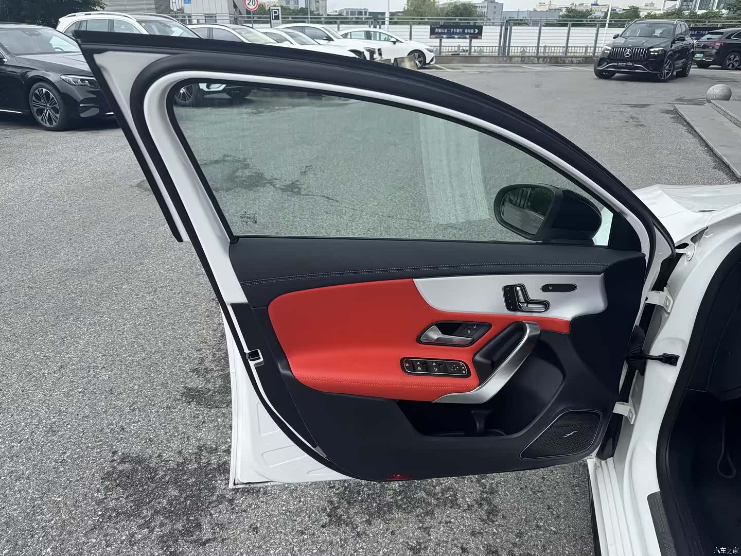 Mercedes-Benz A-Class, 2025 13