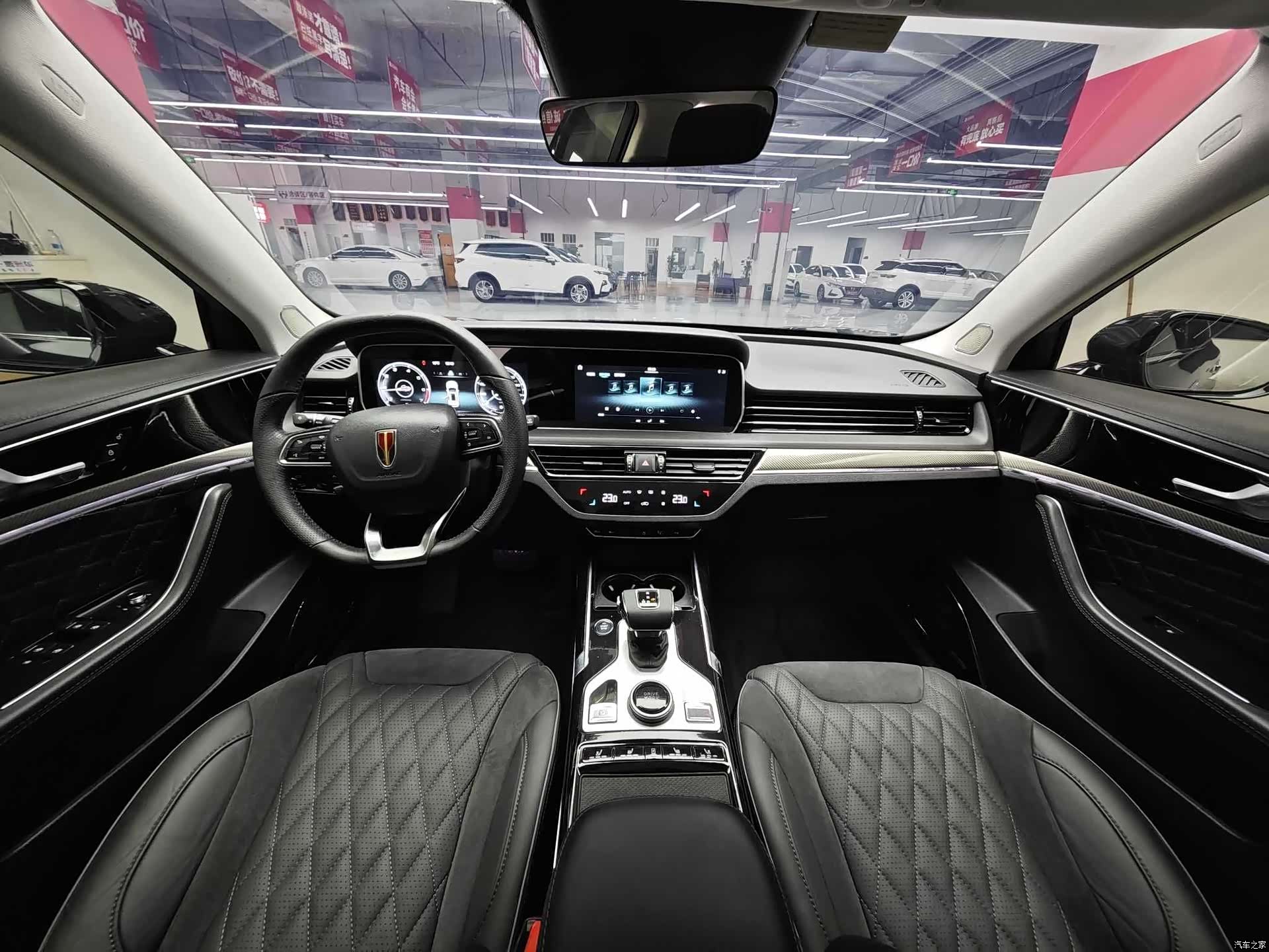 Hongqi HS5, 2020 6